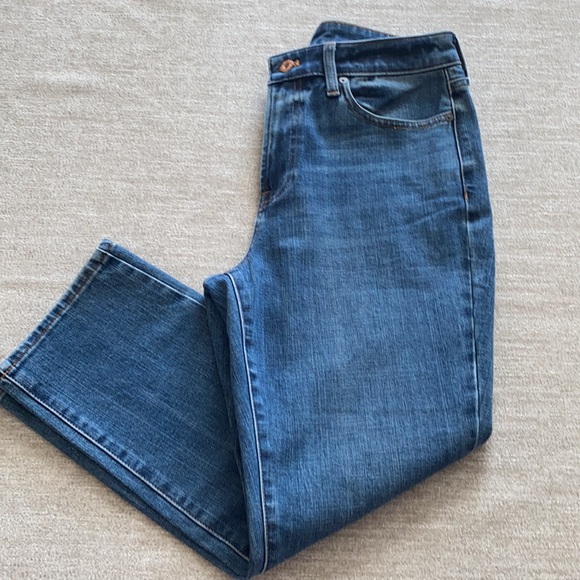 Talbots Flawless High Waisted Modern Ankle Jeans Size 8P - Picture 3 of 9